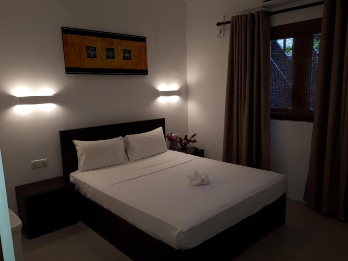 White Sand Villa - Beach Front Hikkaduwa Exterior foto